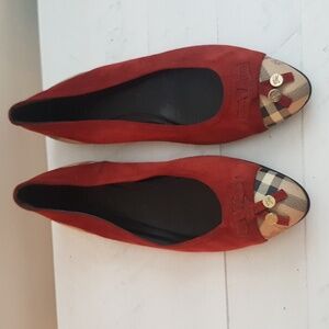 Burberry Leather Flats